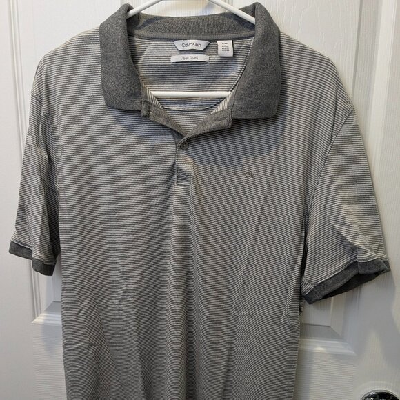 Calvin Klein Men's Liquid Touch XL Gray Stripe Collared Shirt - Picture 2 of 12